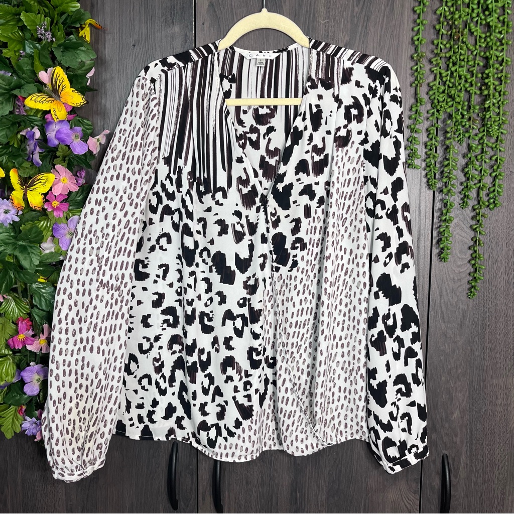 ^2/$40cabi Leopard Printed Long Sleeve Drape V Neck Blouse Size Large